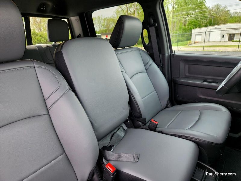 New 2026 RAM 3500 Tradesman Crew Cab 4x4 8' Box