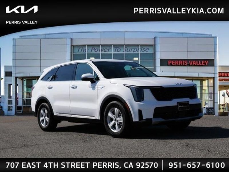 New 2026 Kia Sorento LXImage 1