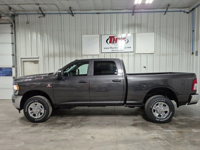 2024 RAM 2500 Tradesman Crew Cab 4x4 6