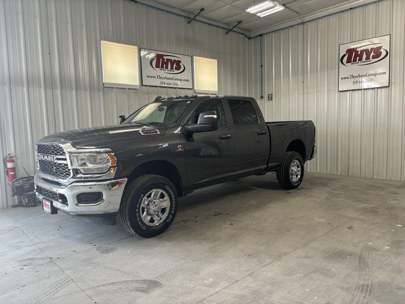 2024 RAM 2500 Tradesman Crew Cab 4x4 6