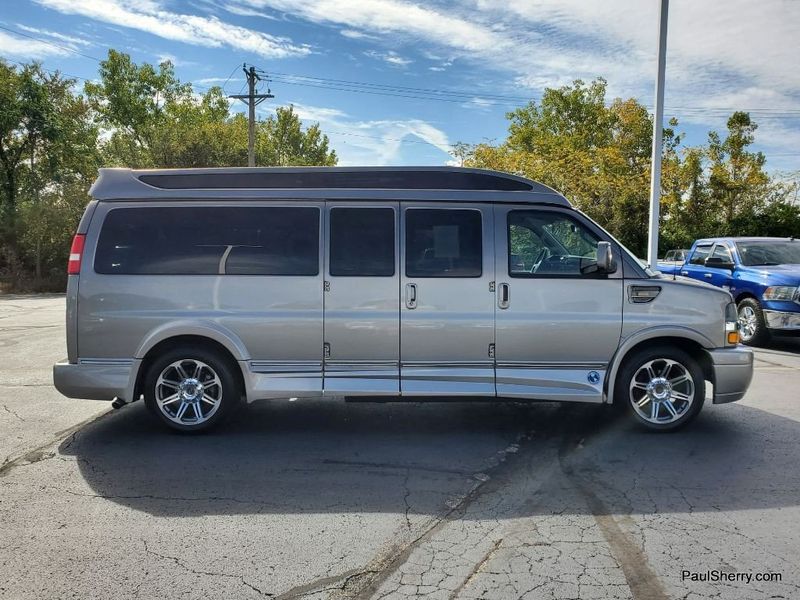 2018 Chevrolet Express 2500 Image 21