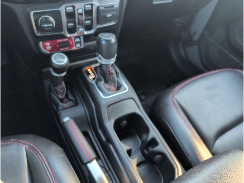 Used 2022 Jeep Gladiator RubiconImage 22