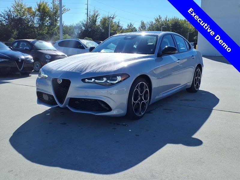 New 2025 Alfa Romeo Giulia RwdImage 2