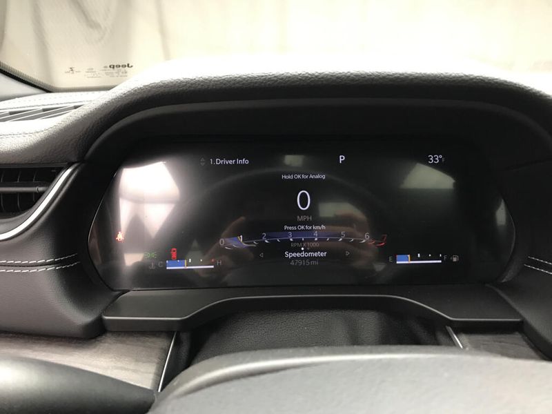 Used 2023 Jeep Grand Cherokee L LimitedImage 5