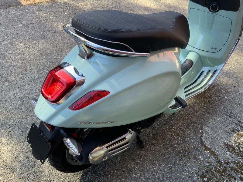 New 2027 Vespa PRIMAVERA 150 