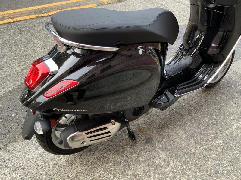 New 2025 Vespa PRIMAVERA 150 