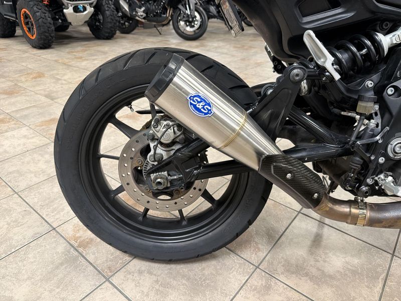 Used 2019 Indian Motorcycle FTR 1200 Image 21