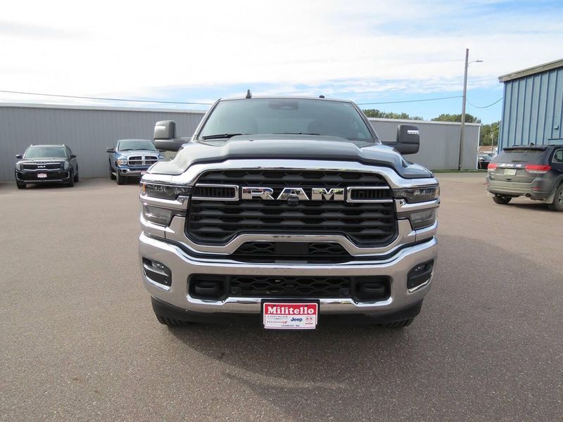 Used 2026 RAM 2500 Big Horn 4x4 4dr Crew Cab 6.3 ft. SB PickupImage 6