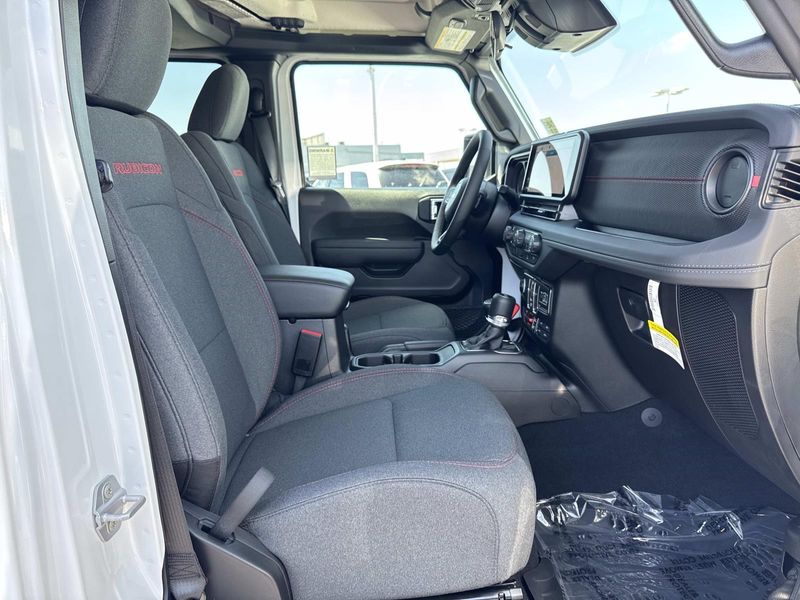New 2026 Jeep Wrangler 4-door Rubicon