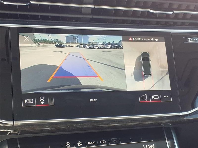 Used 2022 Audi Q7 55 Premium PlusImage 25