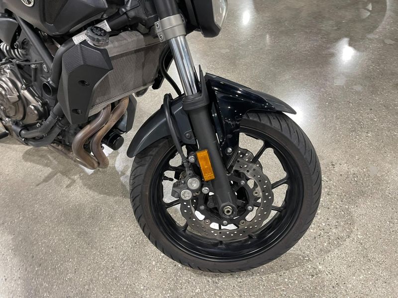 Used 2016 Yamaha FZ-07 Image 16