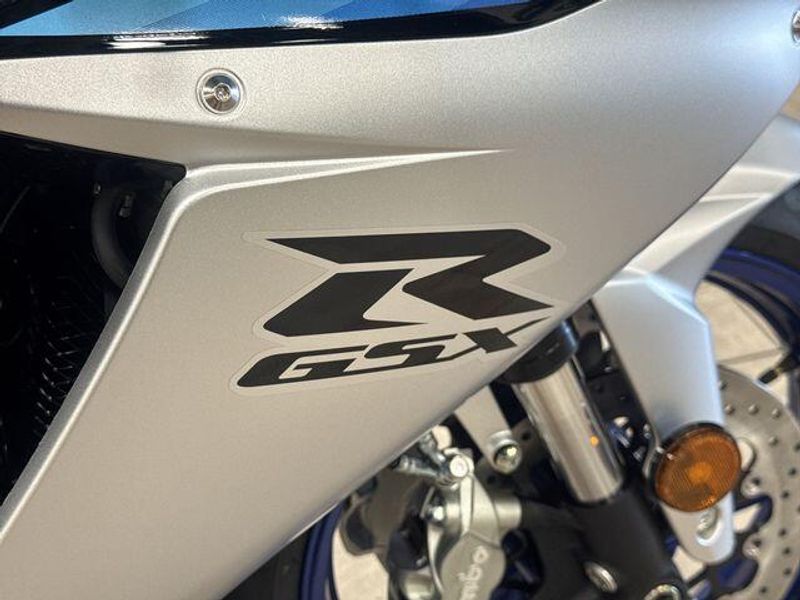 New 2026 Suzuki GSX-R600 Image 25