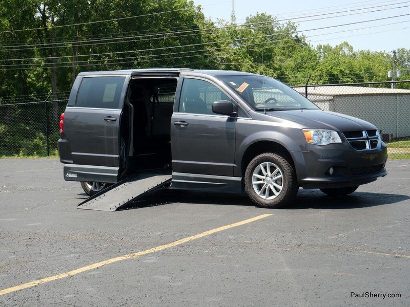 2019 Dodge Grand Caravan SXTImage 6