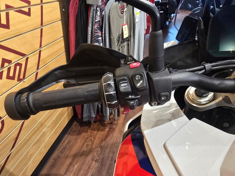 Used 2023 BMW S 1000 XR Image 10