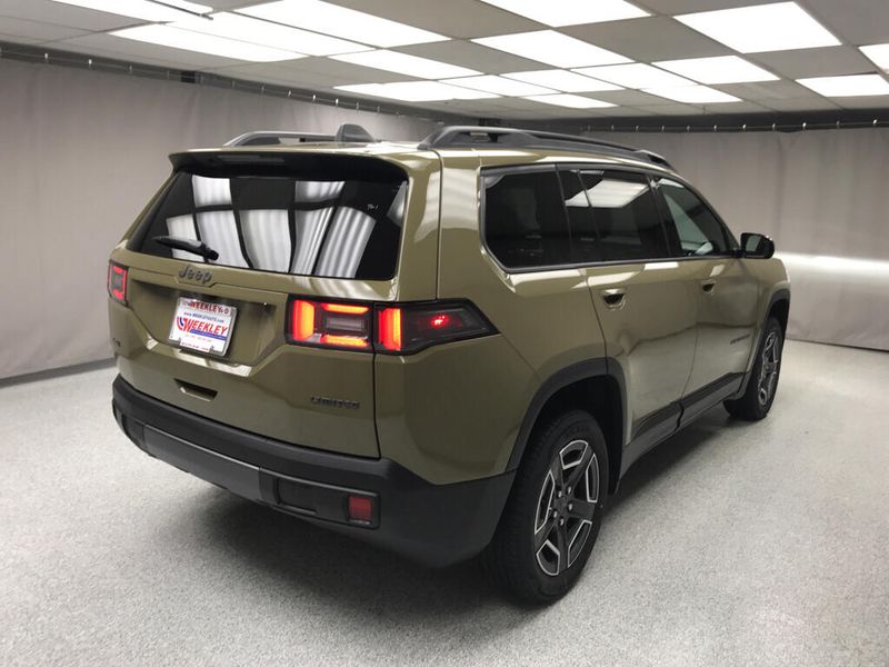 New 2026 Jeep Cherokee Limited 4x4Image 4