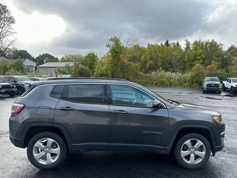 2018 Jeep Compass LatitudeImage 10