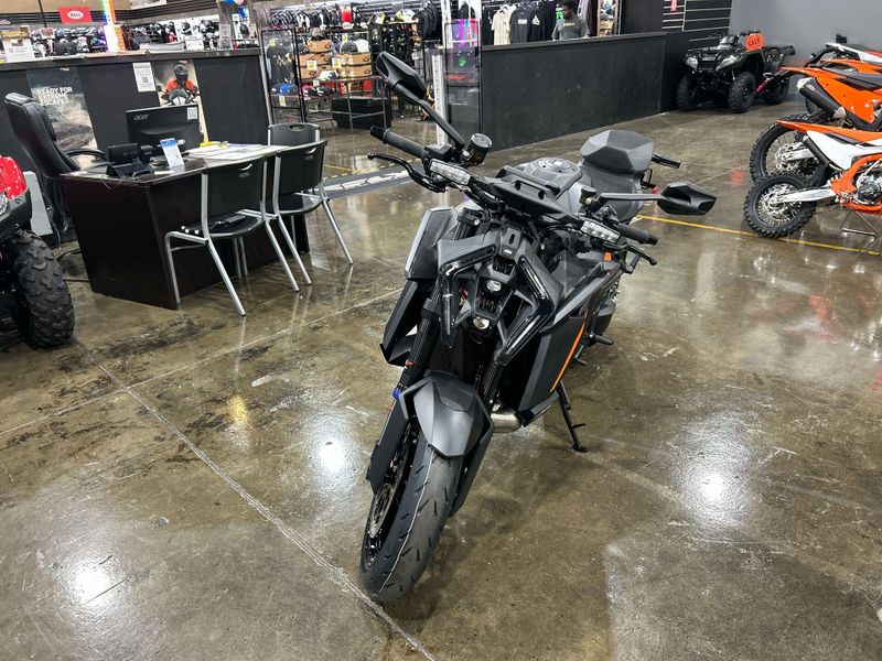 New 2026 KTM 1390 SUPER DUKE R EVO Image 21