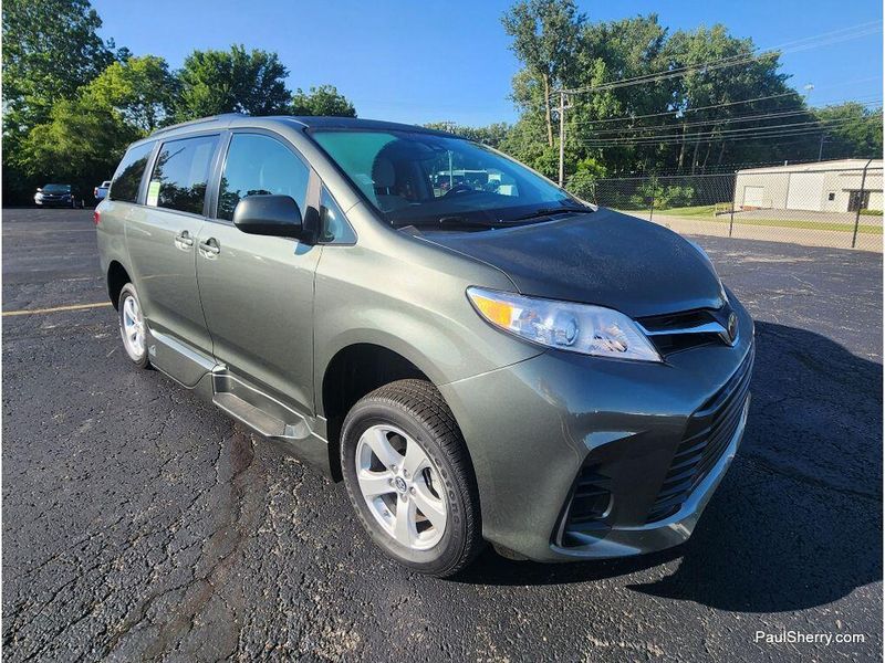 Used 2020 Toyota Sienna LE