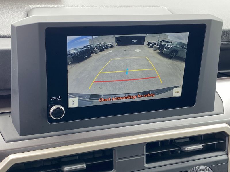 2025 Toyota Tacoma SR5Image 21