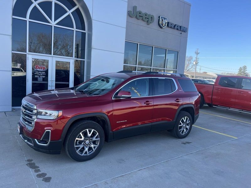 2023 GMC Acadia SLTImage 38