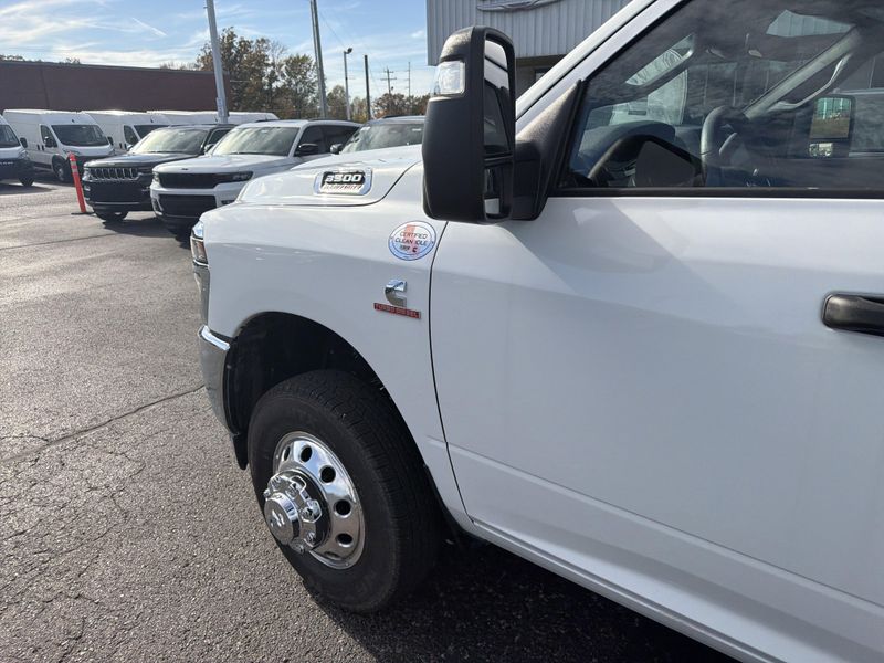 New 2026 RAM 3500 Tradesman Crew Cab Chassis 4x4 60