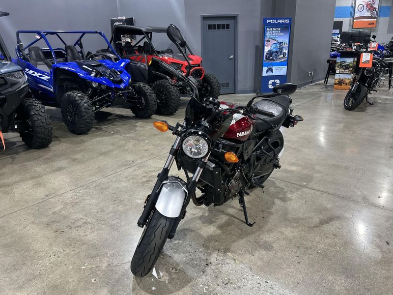 2018 Yamaha XSR700  in a RASPBERRY METALLIC exterior color. Del Amo Motorsports of Redondo Beach (424) 390-7811 delamomotorsports.com 