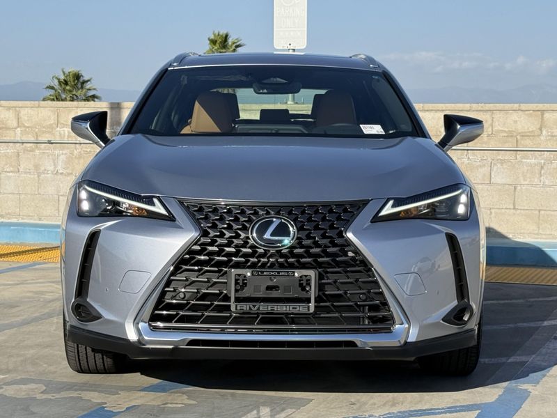 New 2026 Lexus UX 300h PremiumImage 6