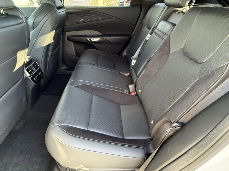 Used 2024 Lexus RX 500h F SPORT PerformanceImage 30