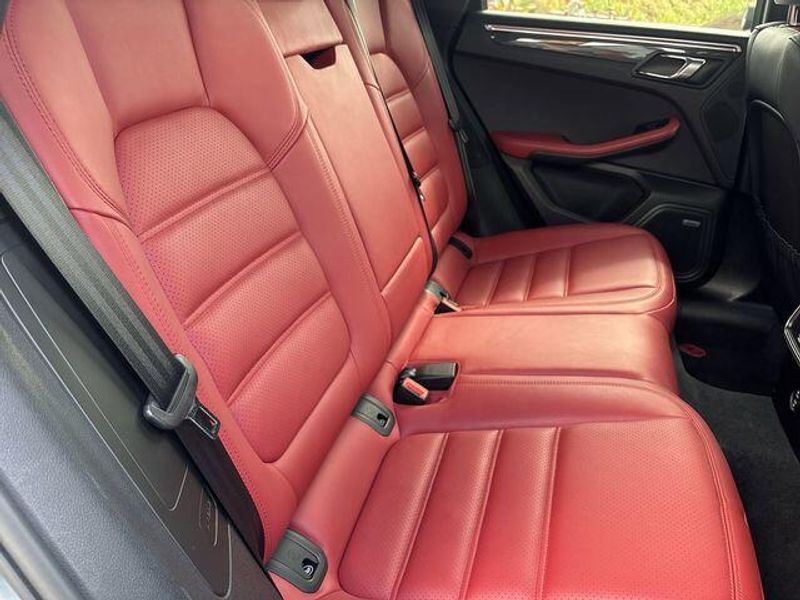Used 2021 Porsche Macan GTSImage 14