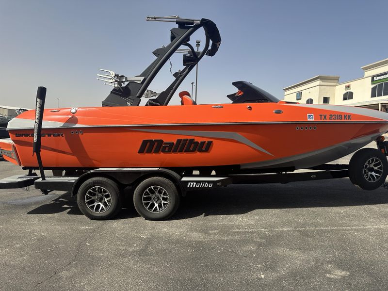 2021 MALIBU WAKESETTER 21 VLX Image 4