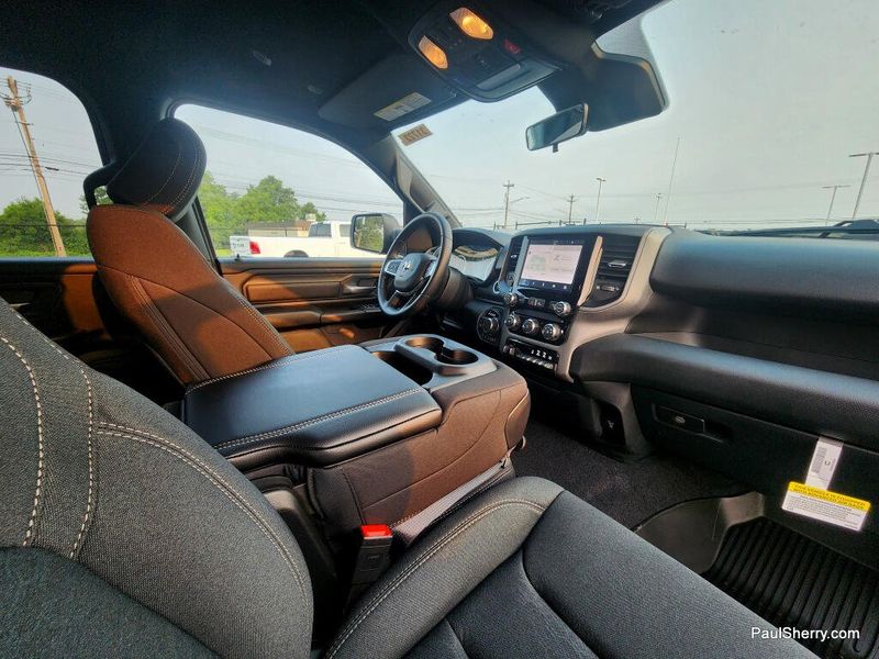 New 2026 RAM 1500 Warlock Crew Cab 4x4 5'7' Box