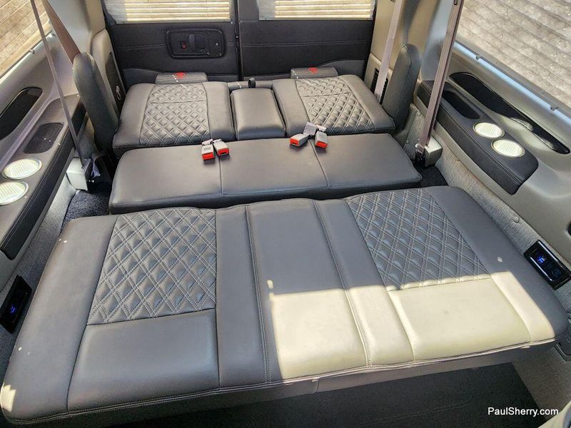 Used 2024 Chevrolet Express Cargo Image 5