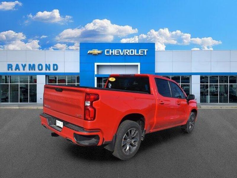 Used 2019 Chevrolet Silverado 1500 RSTImage 2