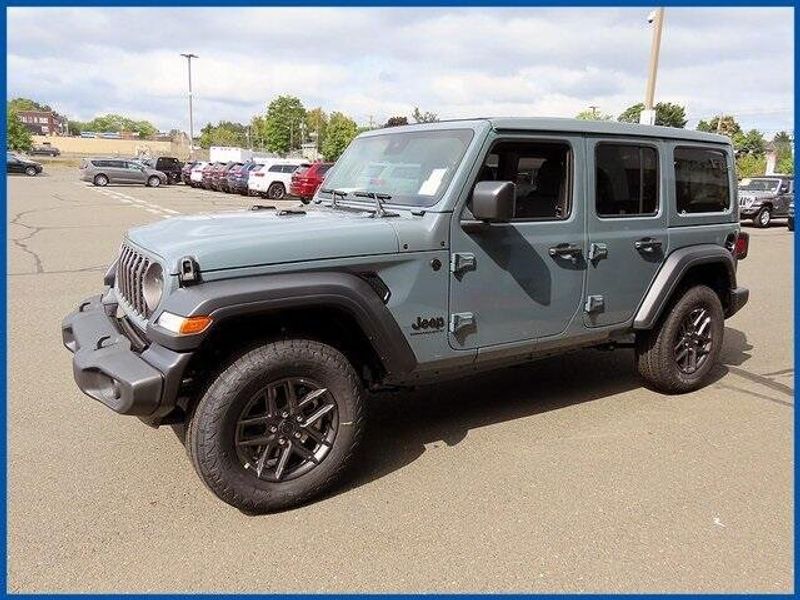 2024 Jeep Wrangler Sport SImage 1