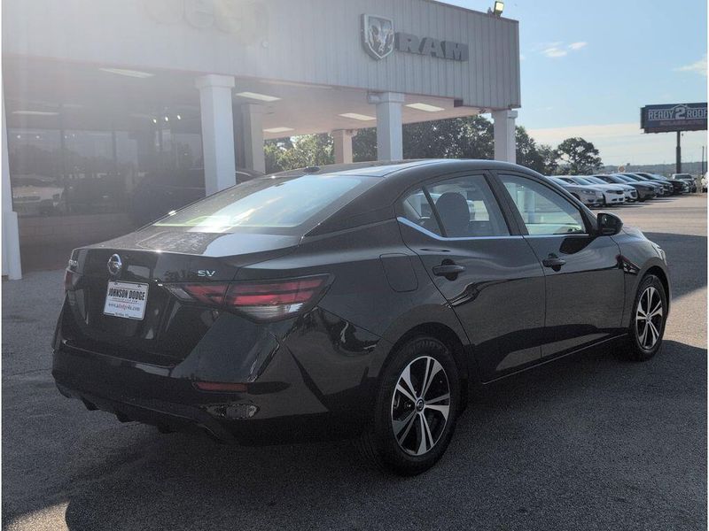 Used 2023 Nissan Sentra SVImage 5