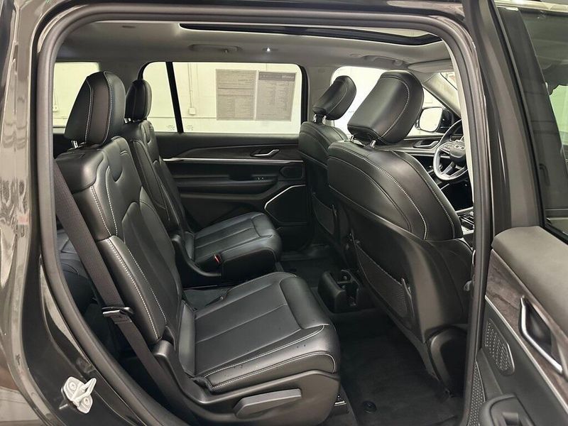 2021 Jeep Grand Cherokee L LimitedImage 33