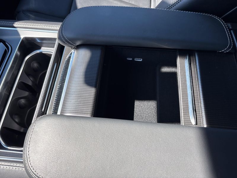 2026 Jeep Grand Wagoneer Summit Obsidian 4x4Image 42