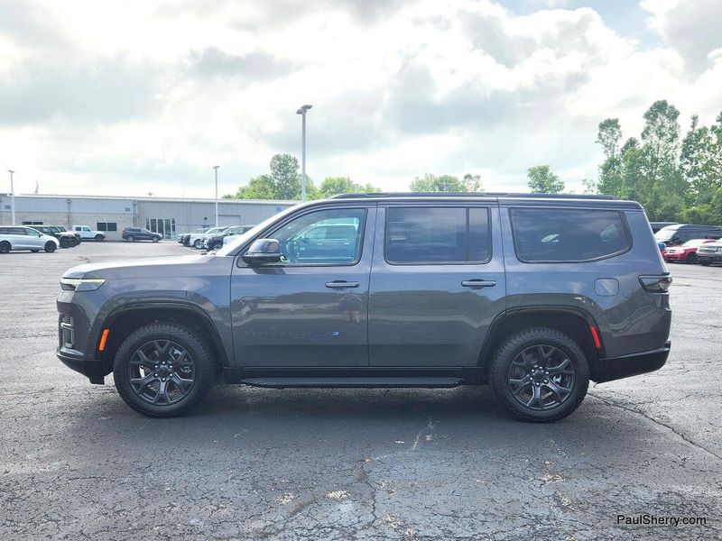 2026 Jeep Grand Wagoneer Upland 4x4