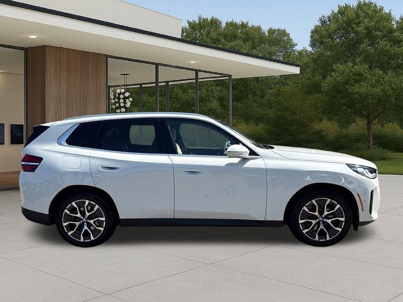 New 2026 BMW X3 30 xDriveImage 7