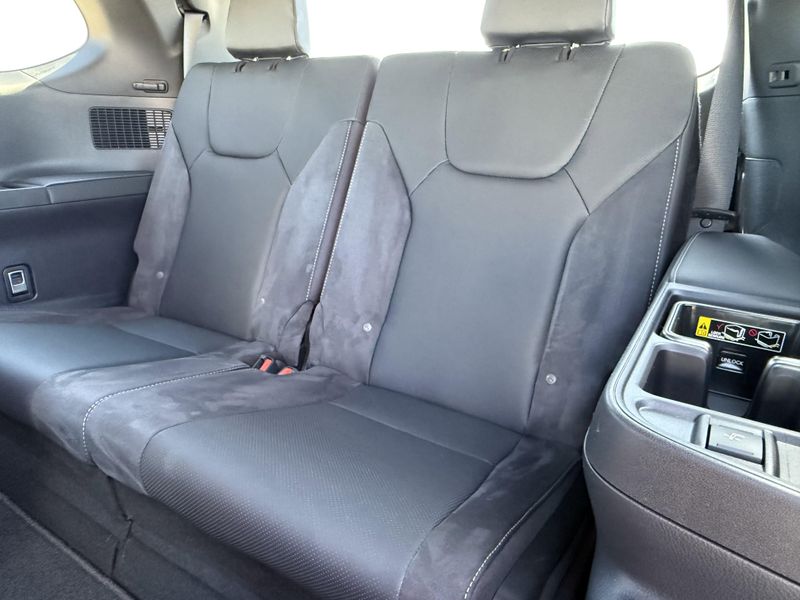 New 2026 Lexus TX 500h F SPORT Performance LuxuryImage 29