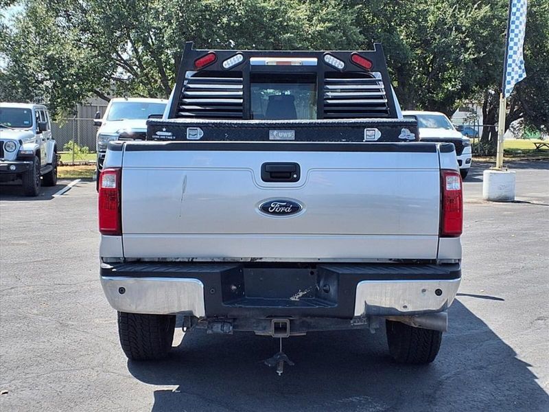 2016 Ford F-250 XLT photo 6