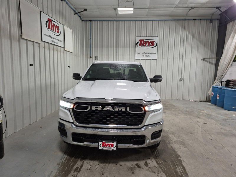 2025 RAM 1500 Big Horn Crew Cab 4x4 5