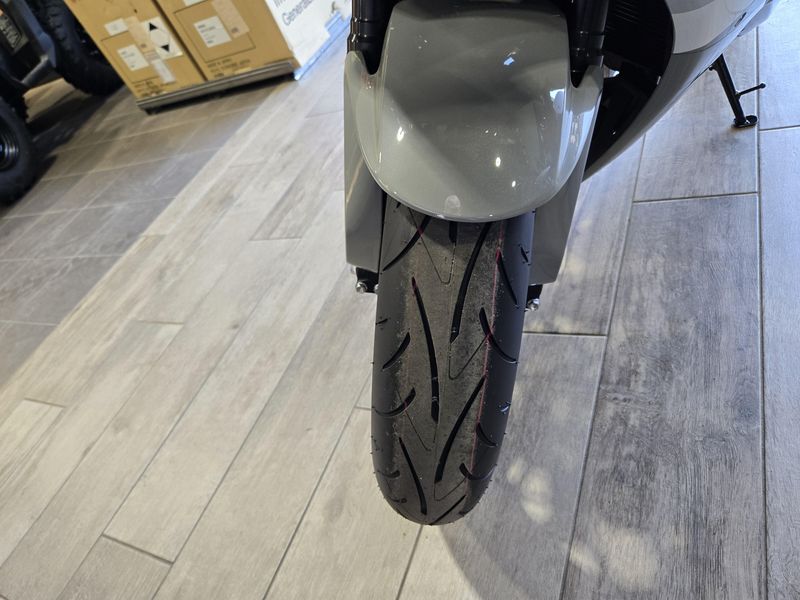 NEW 2026 HONDA CBR600RR Image 11