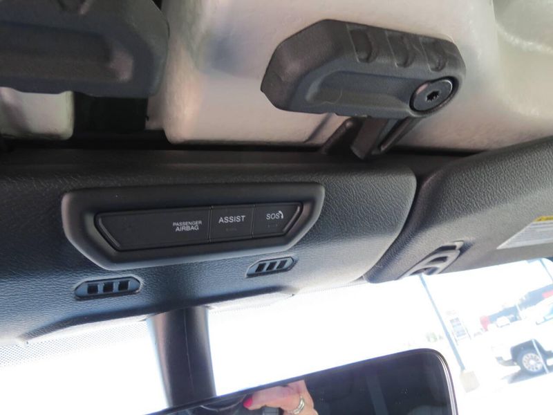 2022 Jeep Wrangler Unlimited Sport 4x4 4dr SUVImage 16