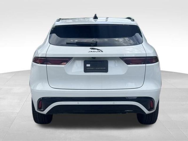 2025 Jaguar F-PACE R-Dynamic S