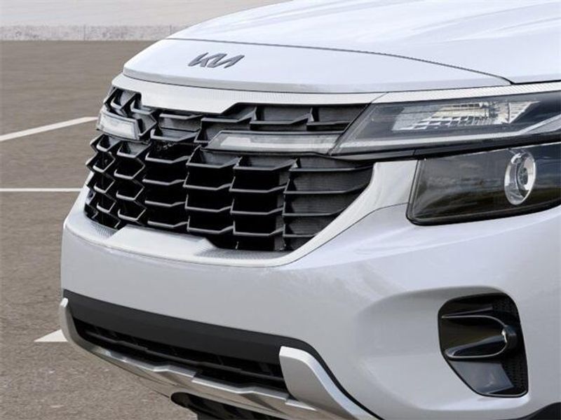 2025 Kia Seltos SImage 12