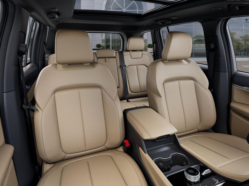 New 2025 Jeep Grand Cherokee Limited 4x4Image 26