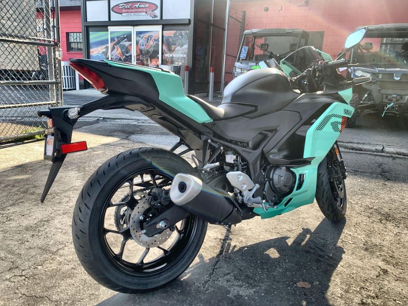 New 2026 Yamaha YZF-R3 ABS Image 14