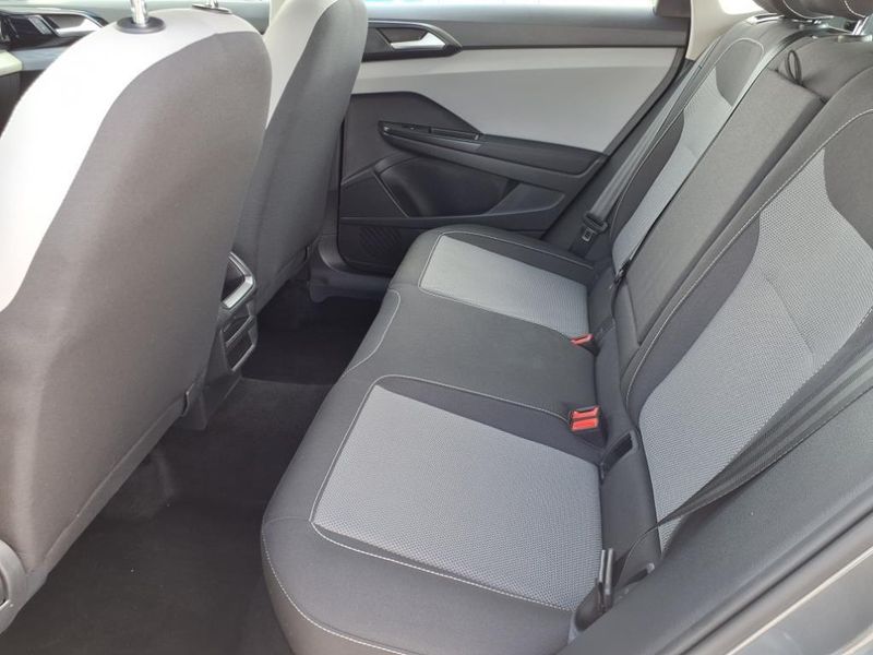 2022 Volkswagen Taos 1.5T SImage 13