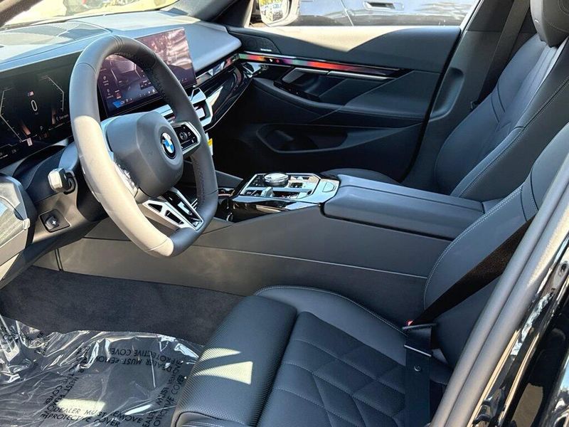 New 2027 BMW 5 Series 530iImage 16